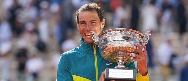 Tenis, Rafael Nadal s trofejí pro vítěze Roland Garros 2022, French Open