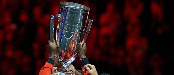 Tenis, Laver Cup, Team World - výběr Světa s trofejí pro vítěze