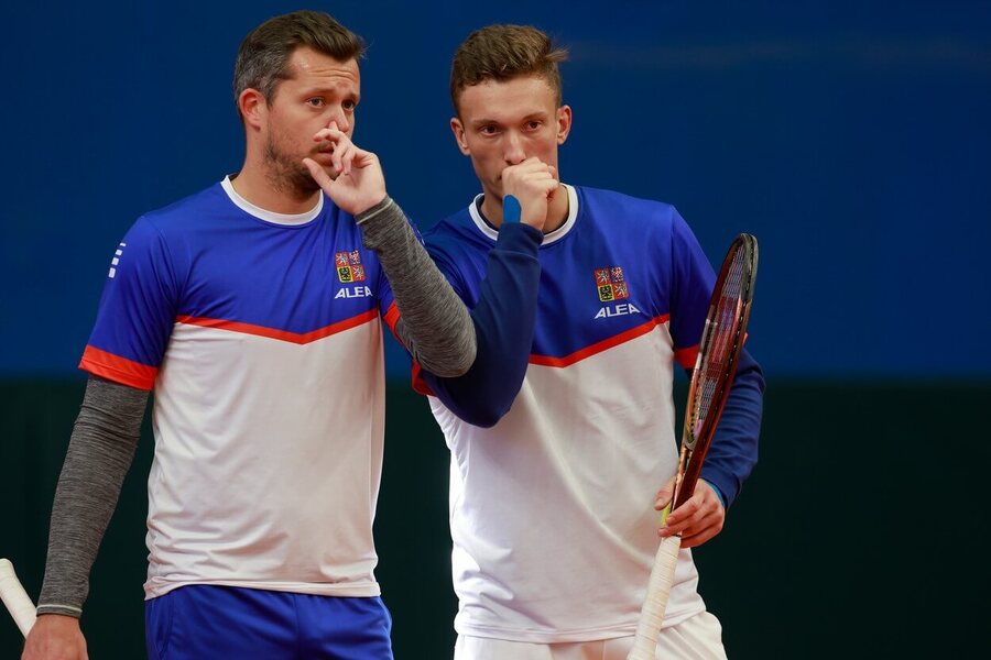 Tenis, Davis Cup - Davisův pohár, Adam Pavlásek a Jiří Lehečka při tréninku na zápas