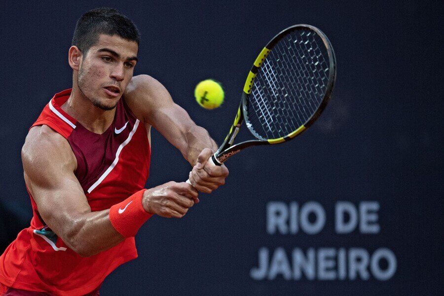 Španělský tenista Carlos Alcaraz během turnaje ATP 500 v Riu de Janeiru - ATP Rio Open informace, program, výsledky, pavouk, live stream online a přímé přenosy