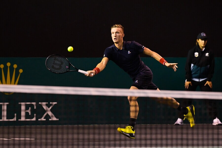 Český tenista Jiří Lehečka dnes hraje první zápas na Next Gen ATP Finals - juniorském Turnaji mistrů do 21 let - sledujte utkání Lehečka vs Passaro živě v online live streamu