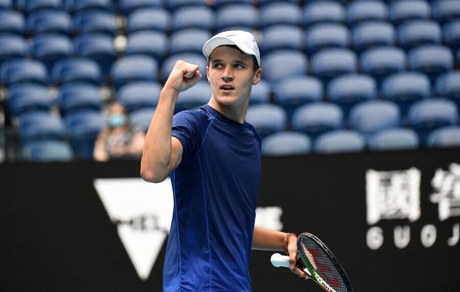 Tenis, český hráč Jakub Menšík na juniorském Australian Open