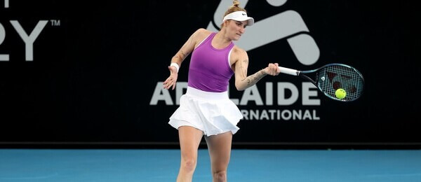 Česká tenistka Markéta Vondroušová na turnaji WTA Adelaide International 2023 - sledujte dnes čtvrtfinále Vondroušová vs Sabalenka živě v online live streamu - foto Profimedia