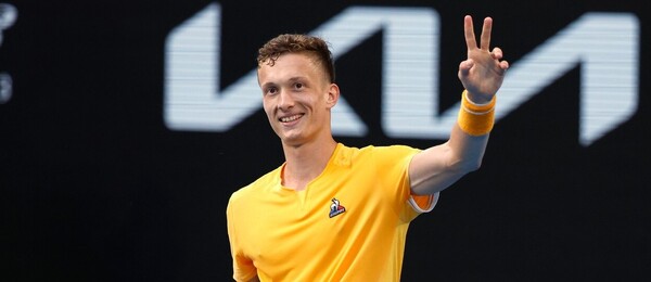 Tenis, ATP, Jiří Lehečka po vítězství nad Felixem Auger-Aliassimem na Australian Open 2023