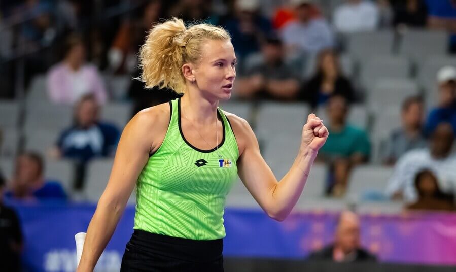 Česká tenistka Kateřina Siniaková v utkání WTA Tour