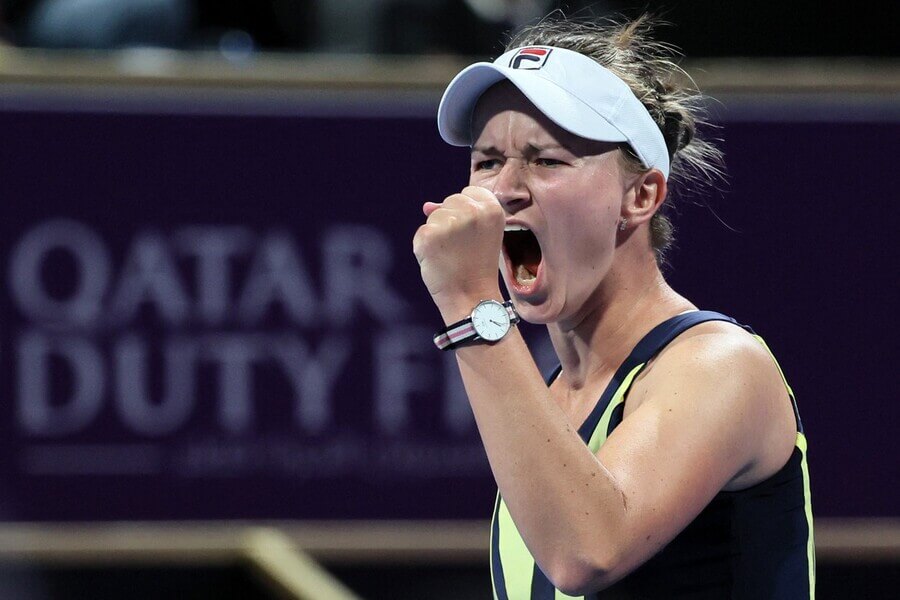 Česká tenistka Barbora Krejčíková na turnaji v Dauhá - dnes Krejčíková hraje na WTA 1000 v Dubaji - sledujte tenis Krejčíková vs Kasatkina živě