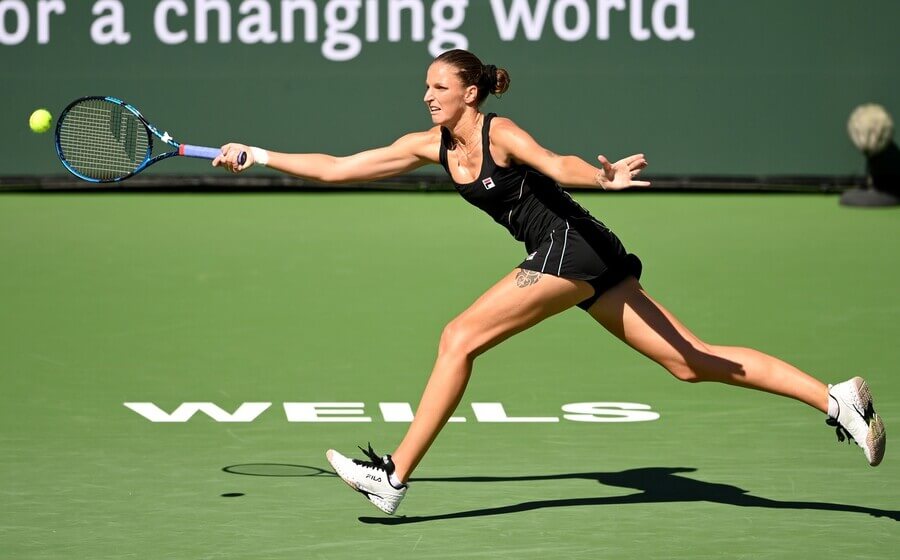 Česká tenistka Karolína Plíšková na turnaji WTA 1000 Indian Wells Open - kdy hrají Češky a Češi na Indian Wells Open - program, rozpis, los a soupeři