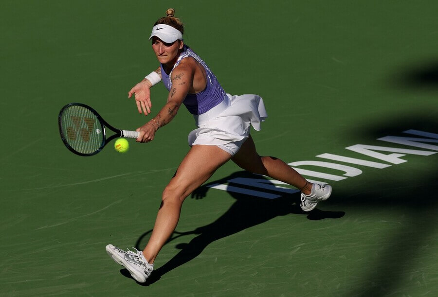 Tenis, WTA, Markéta Vondroušová na turnaji WTA 1000 v Indian Wells, Kalifornie, USA