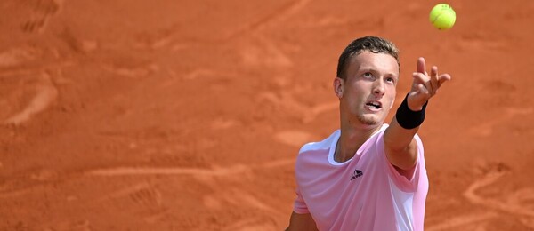 Český tenista Jiří Lehečka ve vítězném utkání na turnaji ATP Monte Carlo Masters 2023 - Lehečka dnes v Monte Carlu hraje osmifinále s Taylor Fritzem