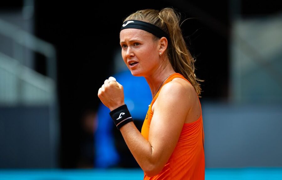 Tenis, WTA, Marie Bouzková při turnaji WTA 1000 Mutua Madrid Open