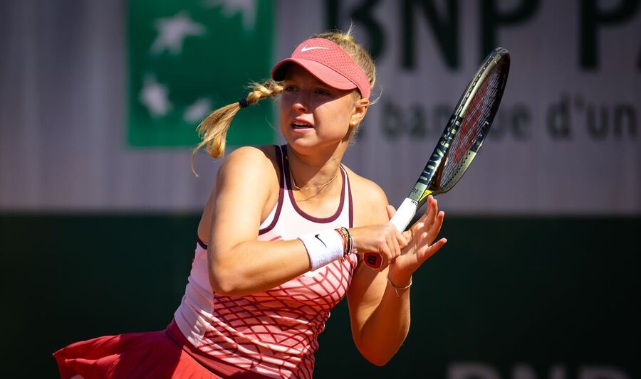 Tenis, WTA, Brenda Fruhvirtová v kvalifikaci na Roland Garros - French Open v Paříži