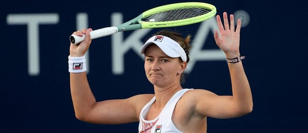 Česká tenistka Barbora Krejčíková ve vítězném čtvrtfinále na turnaji WTA San Diego 2023 - sledujte dnes semifinále Krejčíková vs Collins živě