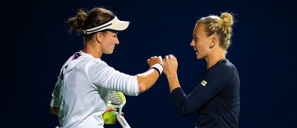 Tenis, WTA, Barbora Krejčíková a Kateřina Siniaková během finále turnaje v San Diegu, Kalifornie