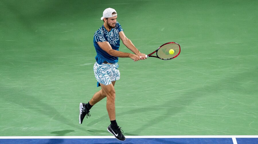 Tenis, ATP, Tomáš Macháč během turnaje ATP 500 v Dubaji