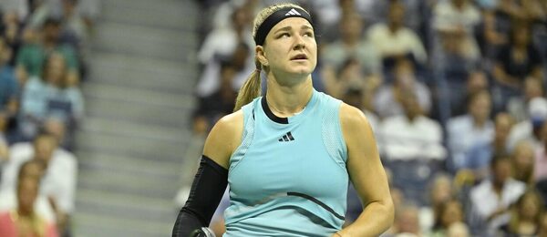 Tenis, WTA, Karolína Muchová během semifinále US Open 2023 v New Yorku, další zápas už si v roce 2023 kvůli zranění zápěstí nezahraje