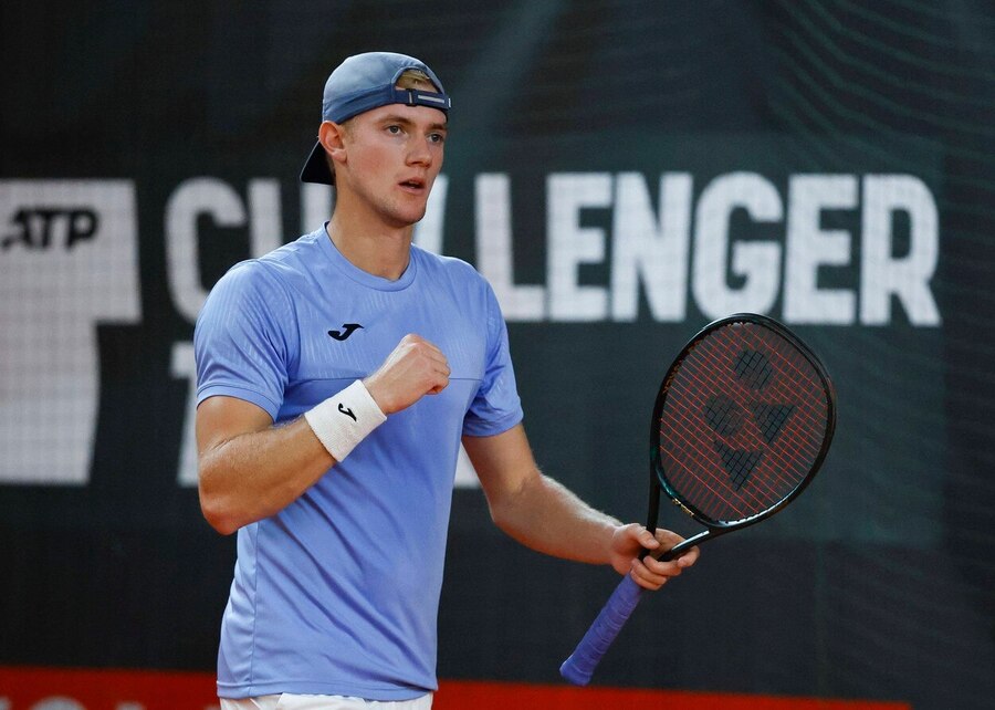 Tenis, ATP challenger muži, Andrew Paulson na akci v Ismaningu, Německo