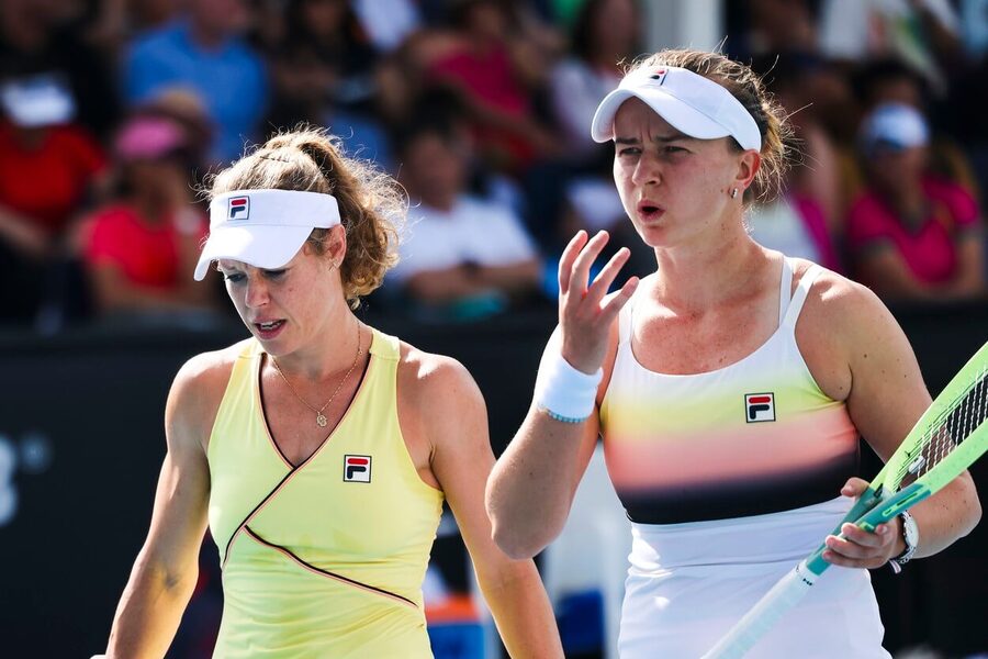 Tenis, Melbourne, Australian Open 2024, čtyřhra, Laura Siegemund a Barbora Krejčíková, které dnes ve čtvrtfinále vyzvou Kateřina Siniaková a Storm Hunter