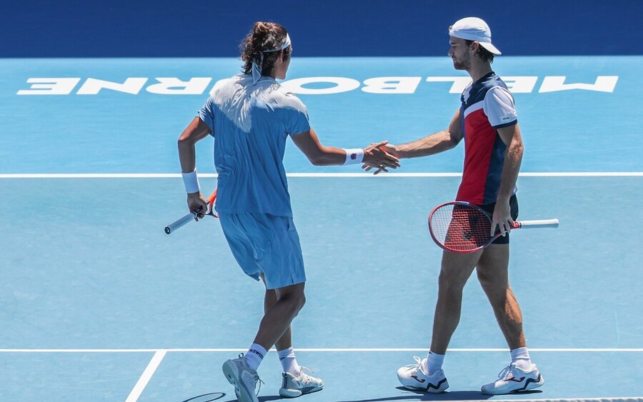 Tenis, grandslam Australian Open, Tomáš Macháč a Zhizhen Zhang během čtyřhry