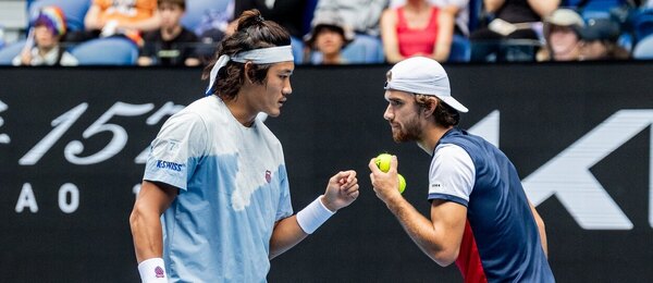 Tenis, ATP, Tomáš Macháč a Zhizhen Zhang během utkání čtyřhry na Australian Open