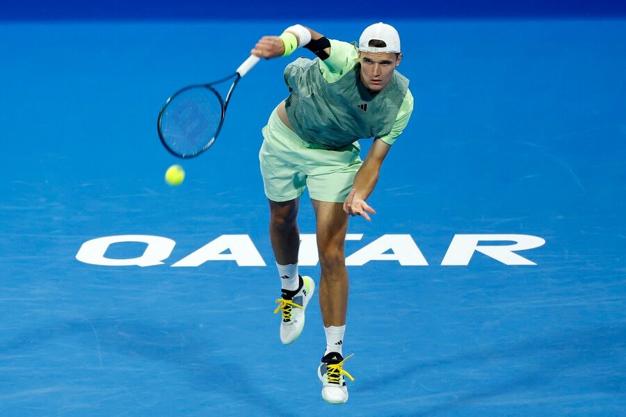 Tenis, ATP, Jakub Menšík během semifinále v Dauhá, Qatar Open.