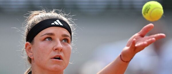 Tenistka Karolína Muchová ve finále loňského Roland Garros, další turnaj na antuce hraje až nyní na WTA 250 Palermo 2024