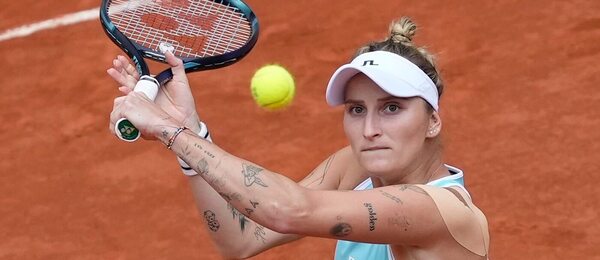 Markéta Vondroušová během čtvrtfinále Roland Garros 2024, na olympiádu se do Paříže nevypraví