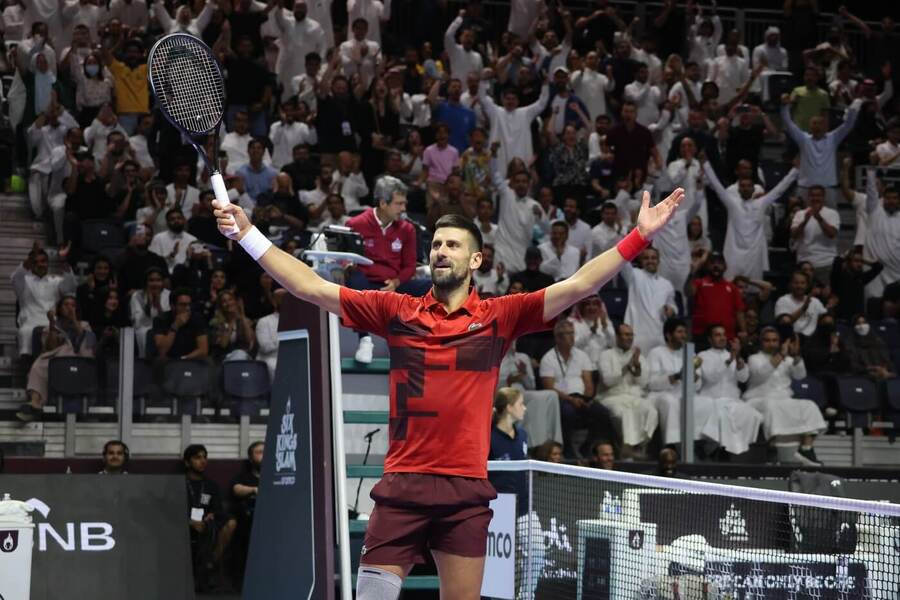 Tenis, ATP, Novak Djokovič během exhibice Six Kings Slam, Rijád, Saúdská Arábie