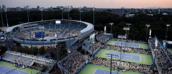 Tenis, grandslam US Open, pohled na areál ve Flushing Meadows, New York