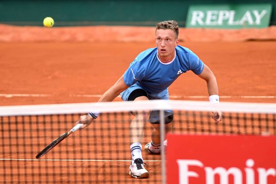 Český tenista Jiří Lehečka na antukovém turnaji v Mnichově, dnes Lehečka hraje 2. kolo ATP Madrid Masters 2025