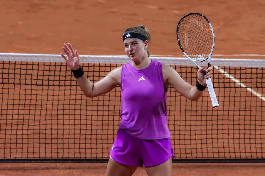 Tenis, WTA, Karolína Muchová během turnaje v Palermu, Itálie