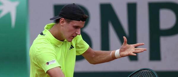 Tenis, ATP, Jakub Menšík během French Open, Roland Garros 20255, Paříž