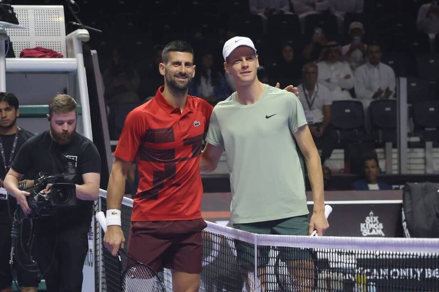 Tenis, ATP, Novak Djokovič a Jannik Sinner, exhibice Six Kings Slam v Rijádu