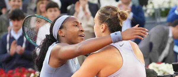 Tenis, WTA, Coco Gauff a Aryna Sabalenka během turnaje v Madridu, Španělsko