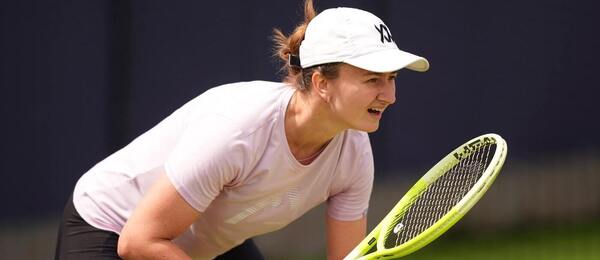 Barbora Krejčíková během tréninku v Queen&#039;s Club, Krejčíková dnes hraje 1. kolo WTA Londýn 2025 proti Šramkové