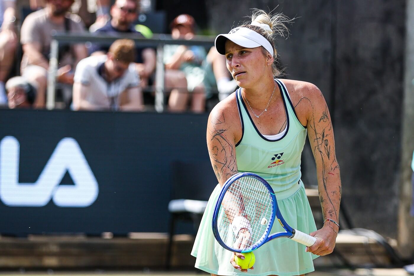 Markéta Vondroušová ve vítězném zápase na WTA Berlín 2025, Vondroušová dnes hraje osmifinále proti Shnaider