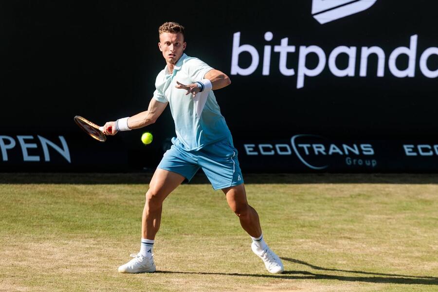 Tenis, ATP, Jiří Lehečka na turnaji ve Stuttgartu v Německu