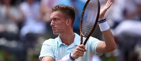 Tenis, ATP, Jiří Lehečka na travnatém turnaji v Londýně, Queens Club, semifinále s Draperem