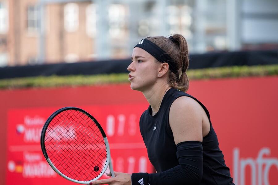 Tenis, WTA, Karolína Muchová během turnaje v Queens Clubu, Londýn