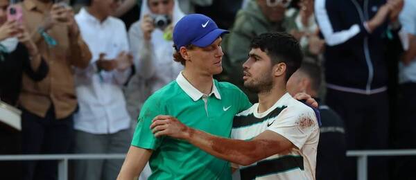 Tenis, ATP, Jannik Sinner a Carlos Alcaraz po finále Roland Garros, French Open, Paříž, Francie