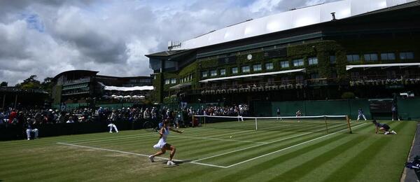 Tenis, WTA, Vendula Valdmannová během juniorky Wimbledonu, All England Club, Londýn