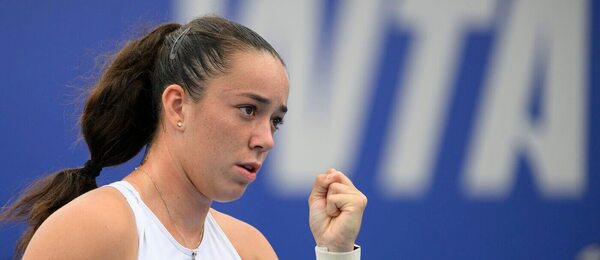 Tenis, WTA, Tereza Valentová během semifinále turnaje Prague Open