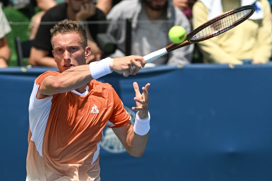 Jiří Lehečka na turnaji ve Washingtonu 2025