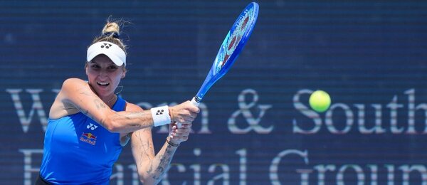 Tenistka Markéta Vondroušová v zápase 1. kola WTA Cincinnati 2025, dnes ji vyzve Aryna Sabalenka.