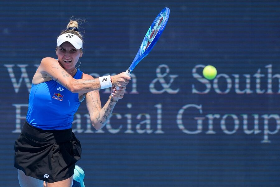 Tenistka Markéta Vondroušová v zápase 1. kola WTA Cincinnati 2025, dnes ji vyzve Aryna Sabalenka.