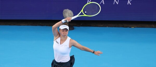 Barbora Krejčíková ve vítězném zápase 1. kola WTA Cincinnati Open 2025, dnes hraje 2. kolo s Elinou Svitolinou.