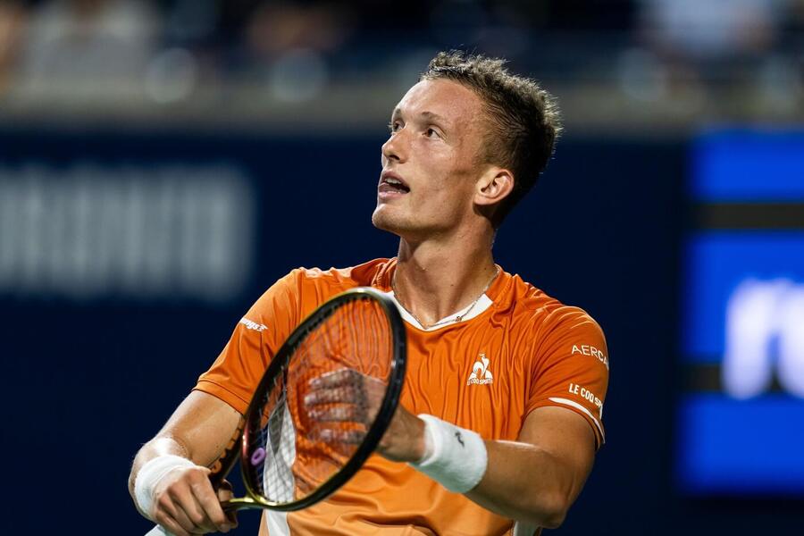 Český tenista Jiří Lehečka na turnaji ATP Masters 2025 v Torontu, dnes Lehečka vstupuje do ATP Cincinnati.