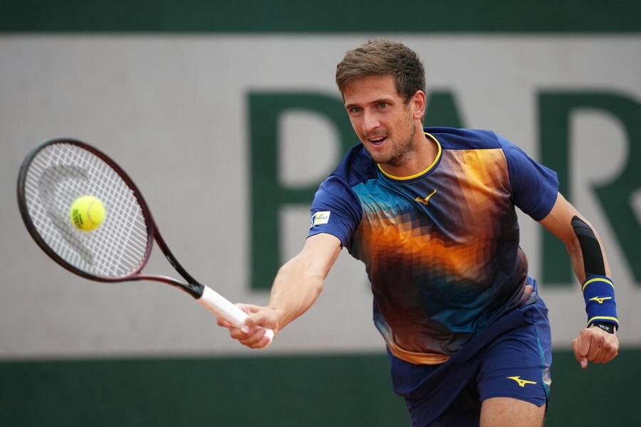 Tenis, ATP, Vít Kopřiva během Roland Garros, zápas proti Altmaierovi