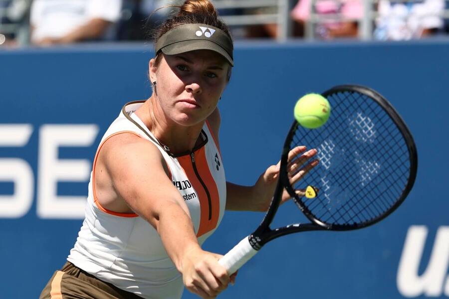 Linda Nosková v zápase 3. kola US Open 2025, další zápas odehraje dnes na WTA China Open v Pekingu