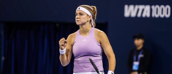 Tenis, WTA, Karolína Muchová na turnaji v Pekingu, zápas proti Cirstee