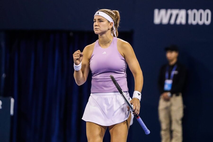 Tenis, WTA, Karolína Muchová na turnaji v Pekingu, zápas proti Cirstee